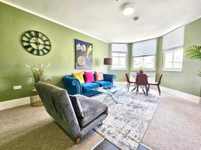 FLASH SALE Central Hove 2 Bedroom Flat BN310FIR05